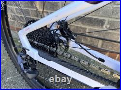 Medium Frame EMTB Mountain Bike 29' Wheels Mondraker Dusk SE 2022