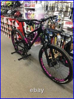 Merida One Sixty Mountain Bike Enduro Medium Frame 27.5 Wheels Team Issue