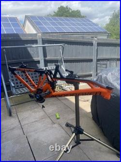 Mondraker Summum 2017 Medium Downhill Mountain Bike Frame 27.5