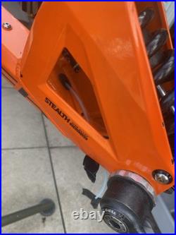 Mondraker Summum 2017 Medium Downhill Mountain Bike Frame 27.5