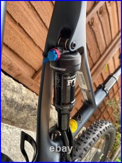 Mountain bike Specialized Carbon Frame Comp full suspension, unmarked, not used