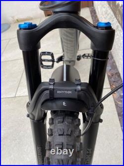 Mountain bike Specialized Carbon Frame Comp full suspension, unmarked, not used