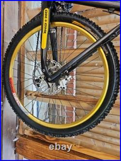 On One 456 Carbon Mountain Bike, 26 inch, 51cm frame On One 456 Carbon Mountain Bike, 26 inch, 51cm frame