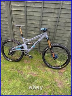 Orange Alpine 6 Factory Mountain Bike 27.5 Frame Large Excellent Condition
