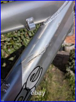 Orange FIVE 5 Frame Medium 26 inch wheel