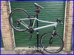 Pinnacle Willow Mountain Bike Lockout Forks Medium Frame Serviced UK Deliver