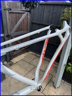 SPECIALIZED Crave Pro Frame + BB / Hanger 29er Non Boost QR Size L / Large