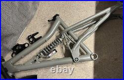 Santa Cruz Bullit Frame Excellent Condition