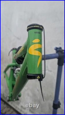 Santa Cruz Bullit Full Suspension Freeride Frame 26 Medium 160-180mm & Fox Santa Cruz Bullit Full Suspension Freeride Frame 26 Medium 160-180mm & Fox