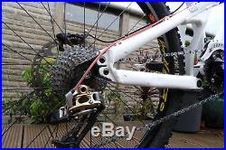 Santa Cruz VP Free Downhill Mountain Bike 16 Small Frame Fox 36 190mm Fork