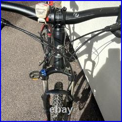 Scott Mountain Bike 26 Inch Wheels 17 1/2 frame amazing condition