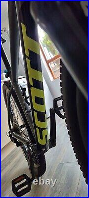 Scott Scale 980 Hardtail Mountain Bike MEDIUM FRAME 29-INCH WHEELS