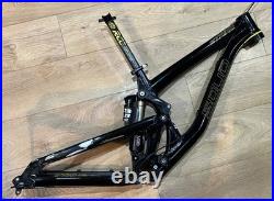 Solid Strike World Cup 27.5 downhill mountain bike frame with Bos Void shock