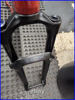 Sonder Frontier (Large) With Rockshox Recon Fork