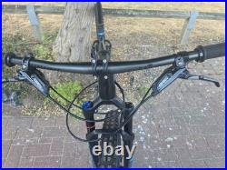 Specialized Chisel 29er Mountain Bike Medium Frame Excellent Condition Specialized Chisel 29er Mountain Bike Medium Frame Excellent Condition