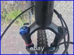 Specialized Chisel 29er Mountain Bike Medium Frame Excellent Condition Specialized Chisel 29er Mountain Bike Medium Frame Excellent Condition
