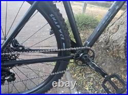 Specialized Chisel 29er Mountain Bike Medium Frame Excellent Condition Specialized Chisel 29er Mountain Bike Medium Frame Excellent Condition