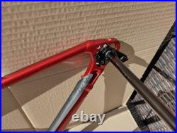 Specialized Fuse Frame Large, Gloss Red Silver with SRAM Level TL Brakes Specialized Fuse Frame Large, Gloss Red Silver with SRAM Level TL Brakes