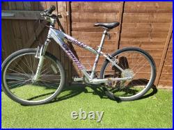 Specialized Hardrock Ladies Mountain Bike Frame Size 15 Excellent Condition
