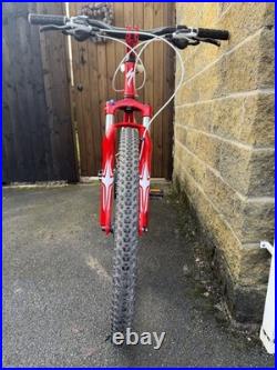 Specialized Hardrock Mountain Bike, 19 Frame