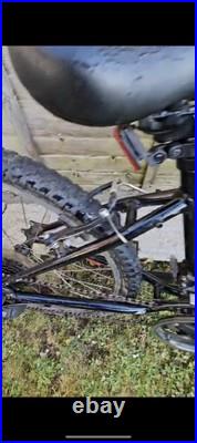 Specialized Hardrock Sport Mountain Bike 13 Frame / 24 Wheels Specialized Hardrock Sport Mountain Bike 13 Frame / 24 Wheels
