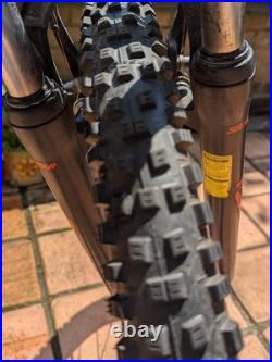 Specialized Hardrok Sport Mountain Bike 17 Frame Specialized Hardrok Sport Mountain Bike 17 Frame