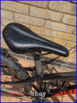 Specialized Hardrok Sport Mountain Bike 17 Frame Specialized Hardrok Sport Mountain Bike 17 Frame