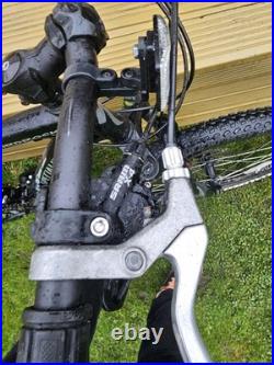 Specialized Mountain Bike Hardrock Sport 17 Frame Medium 26 Wheel Collect Only