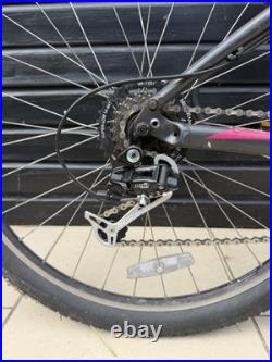Specialized Myka Women's Mountain Bike Small 15 Frame 27 Wheels Excellent Cond
