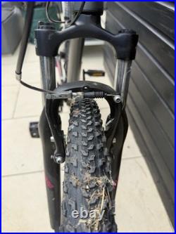 Specialized Myka Women's Mountain Bike Small 15 Frame 27 Wheels Excellent Cond