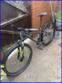 Specialized Pitch Expert 2019 Mountain Bike Hard tail Medium Frame 27.5 Wheels