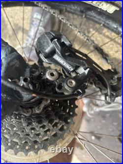 Specialized Pitch Expert 2019 Mountain Bike Hard tail Medium Frame 27.5 Wheels Specialized Pitch Expert 2019 Mountain Bike Hard tail Medium Frame 27.5 Wheels