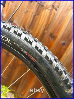 Specialized Pitch Mountain Bike 27.5 Medium Frame Shimano Hydraulic Disc Brakes