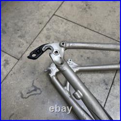 Specialized Rockhopper 19 Mountain Bike Frame 26 Wheels Aluminium Retro XC MTB