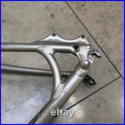 Specialized Rockhopper 19 Mountain Bike Frame 26 Wheels Aluminium Retro XC MTB