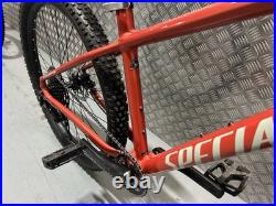 Specialized Rockhopper Medium Frame 27.5 Inch Wheels Mountain Bike Specialized Rockhopper Medium Frame 27.5 Inch Wheels Mountain Bike