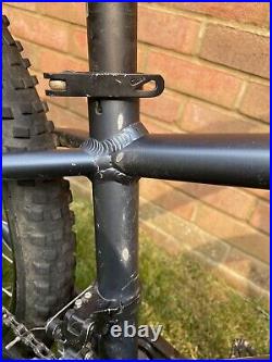 Specialized Rockhopper Mountain Bike XS Frame