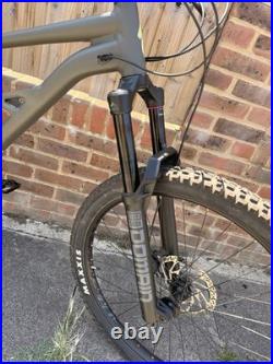 Specialized Status 2025 frame Brand New Pristine Condition
