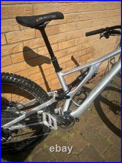 Specialized Stumpjumper EVO Alloy 27.5. Bergtec Bars Etc Medium Frame Fox 36 Specialized Stumpjumper EVO Alloy 27.5. Bergtec Bars Etc Medium Frame Fox 36