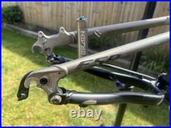 Specialized Stumpjumper Expert M4 Mountain Bike Size M frame only Specialized Stumpjumper Expert M4 Mountain Bike Size M frame only