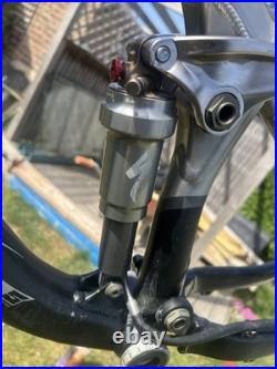 Specialized Stumpjumper Expert M4 Mountain Bike Size M frame only