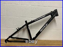 Spooky Bandwagon Frame Dirt Retro Jump Vintage Metalhead