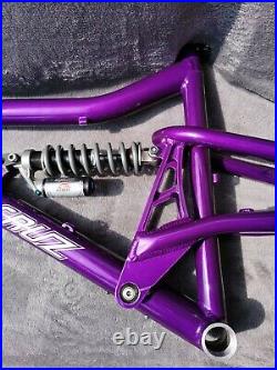 Superb Restored Santa Cruz Bullit Mk 1.2 frame 17 candy purple 5th element