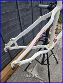 Tank Race Elite MTB Frame 26