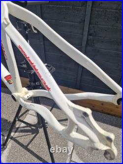 Tank Race Elite MTB Frame 26