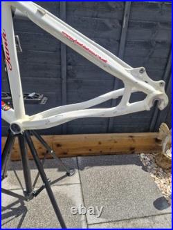 Tank Race Elite MTB Frame 26