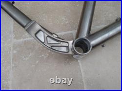 Titus Silk Road Titanium Frame + Selcof Carbon 27.5+ / 29er Forks Titus Silk Road Titanium Frame + Selcof Carbon 27.5+ / 29er Forks