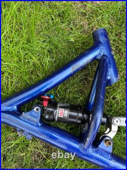 Tomac revolver 2006 (frame mount bolt needed) Lightweight Manitou Retro RockShox