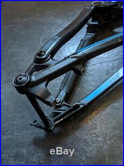 Transition Scout Frame. Black, Large, Enduro MTB mountain bike, Cane creek IL