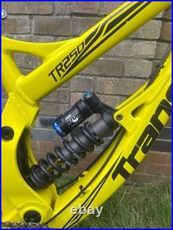 Transition TR250 26 Full Sus Medium Frame Mountain Bike Transition TR250 26 Full Sus Medium Frame Mountain Bike